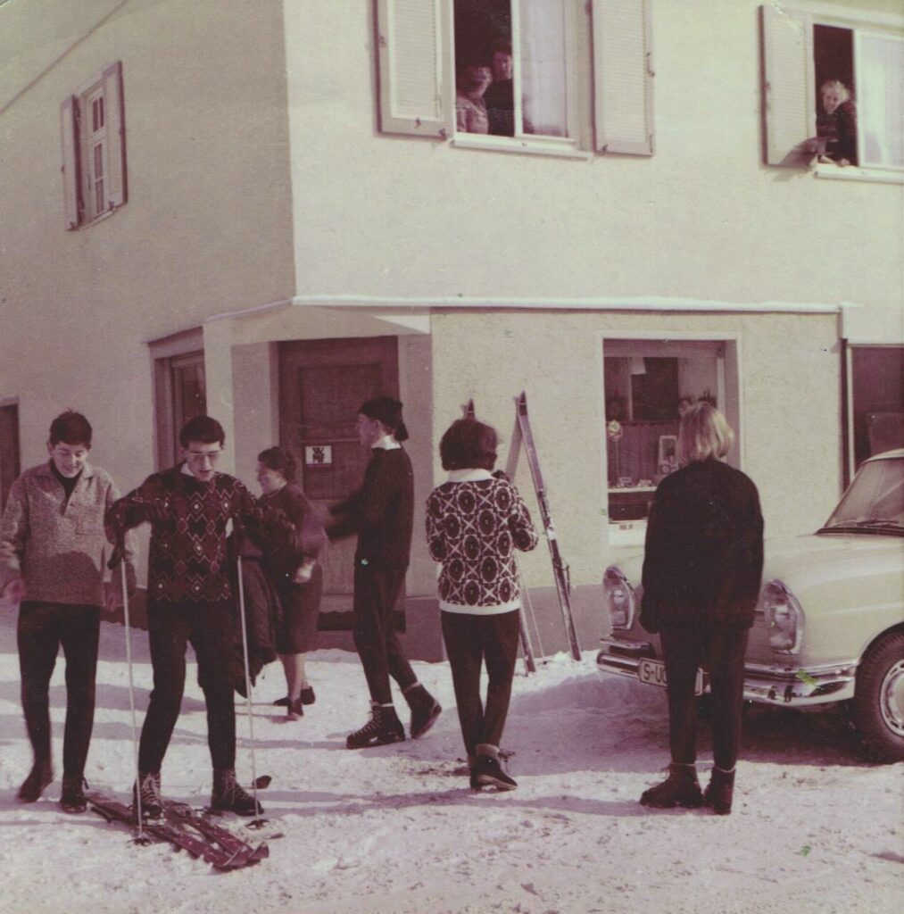 Gschwend - Schlechtbacher Strasse - Hausnummer 15 - 19560000